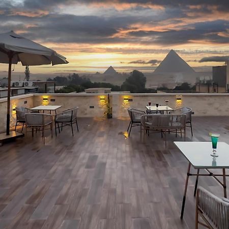Pyramids Vista Inn Kafret el-Gabal Zewnętrze zdjęcie