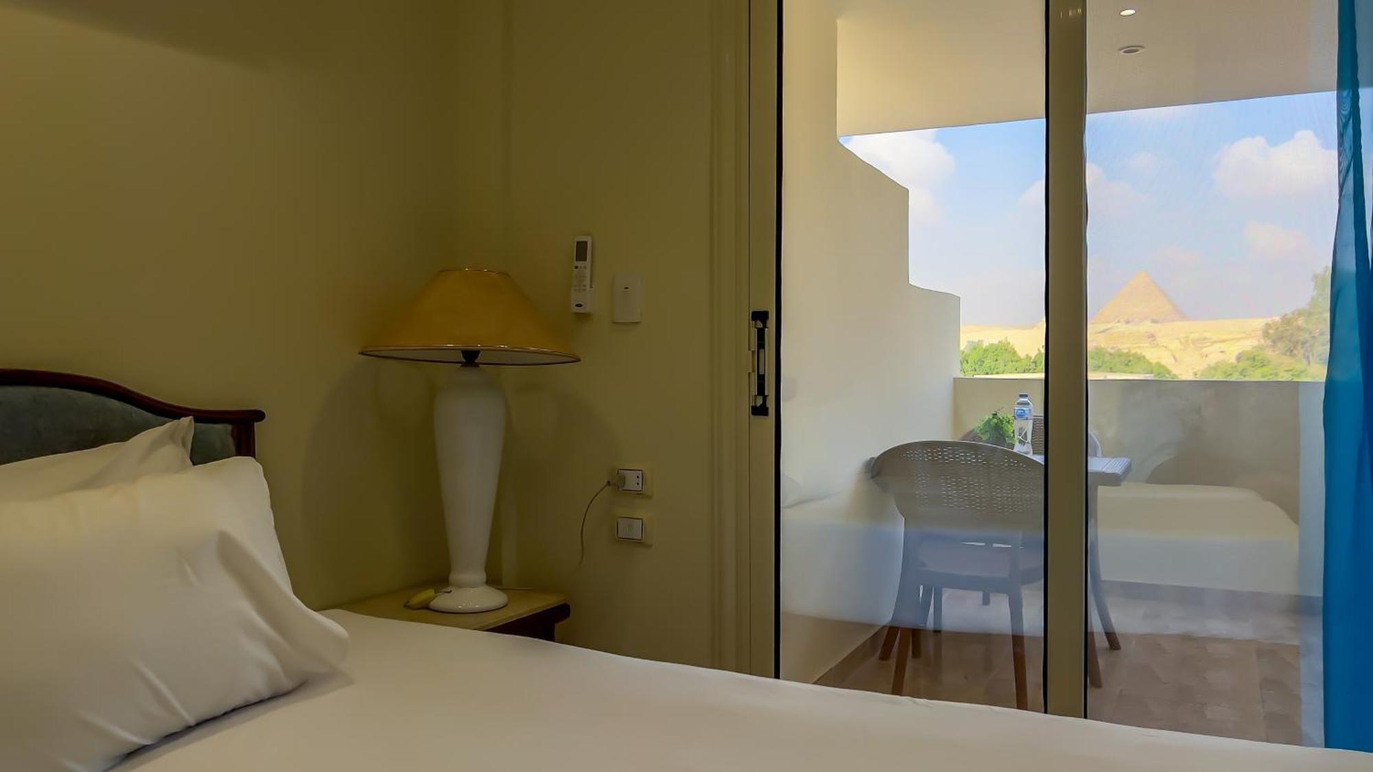 Pyramids Vista Inn Kafret el-Gabal Zewnętrze zdjęcie