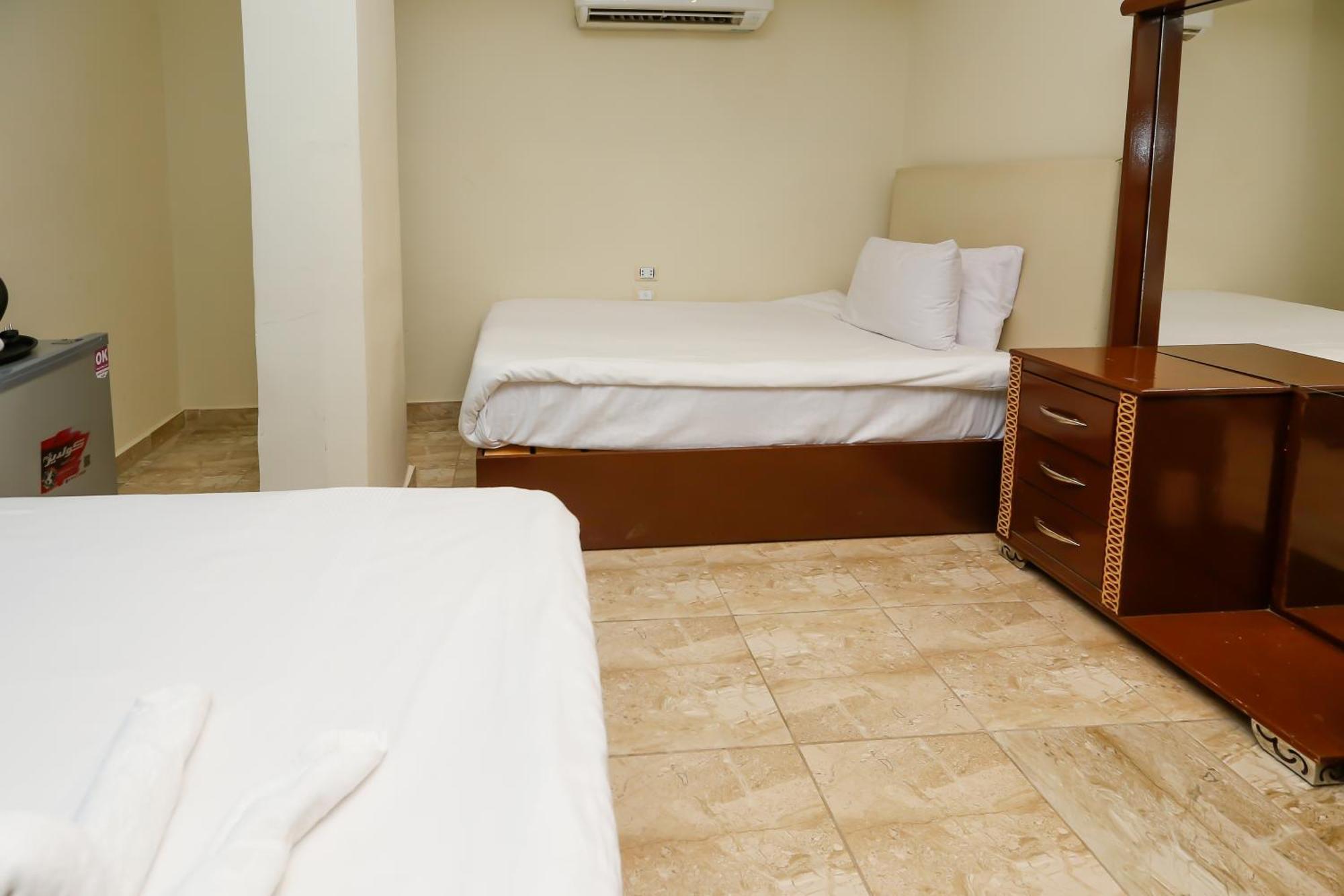Pyramids Vista Inn Kafret el-Gabal Zewnętrze zdjęcie
