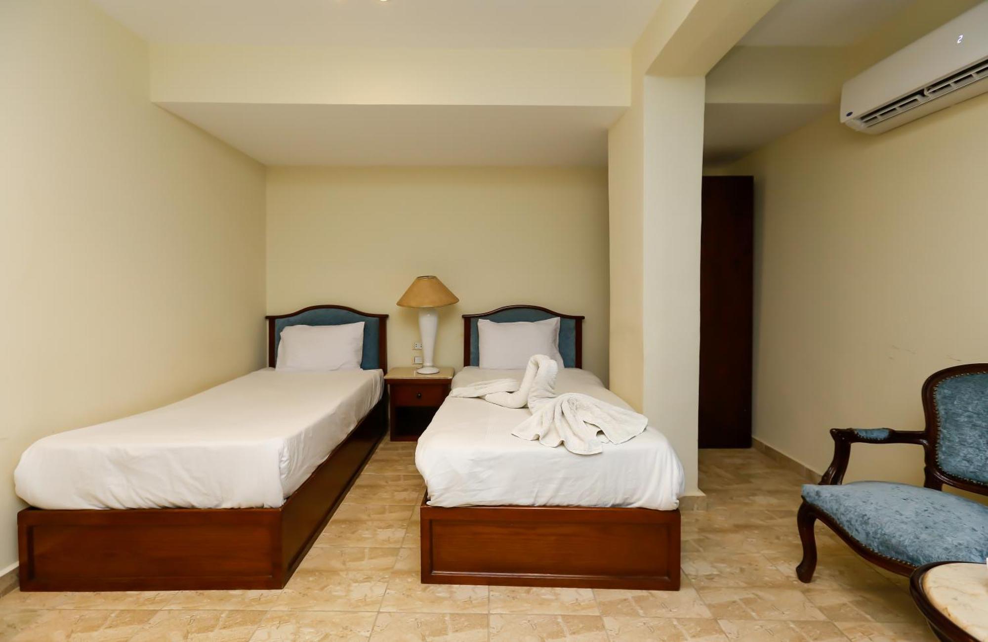 Pyramids Vista Inn Kafret el-Gabal Zewnętrze zdjęcie