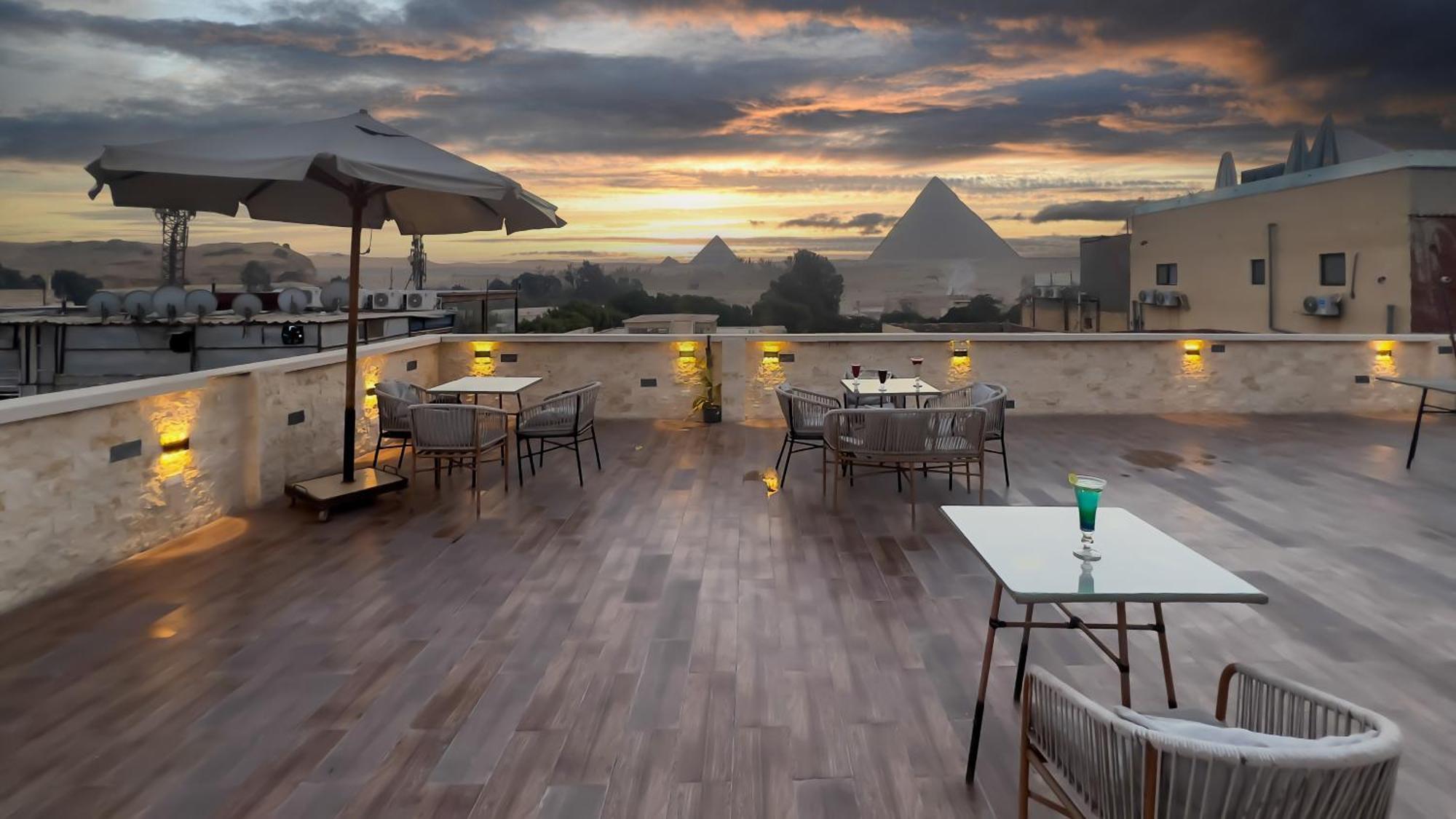 Pyramids Vista Inn Kafret el-Gabal Zewnętrze zdjęcie