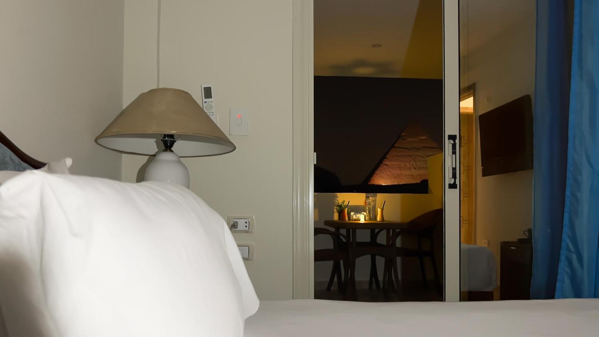 Pyramids Vista Inn Kafret el-Gabal Zewnętrze zdjęcie