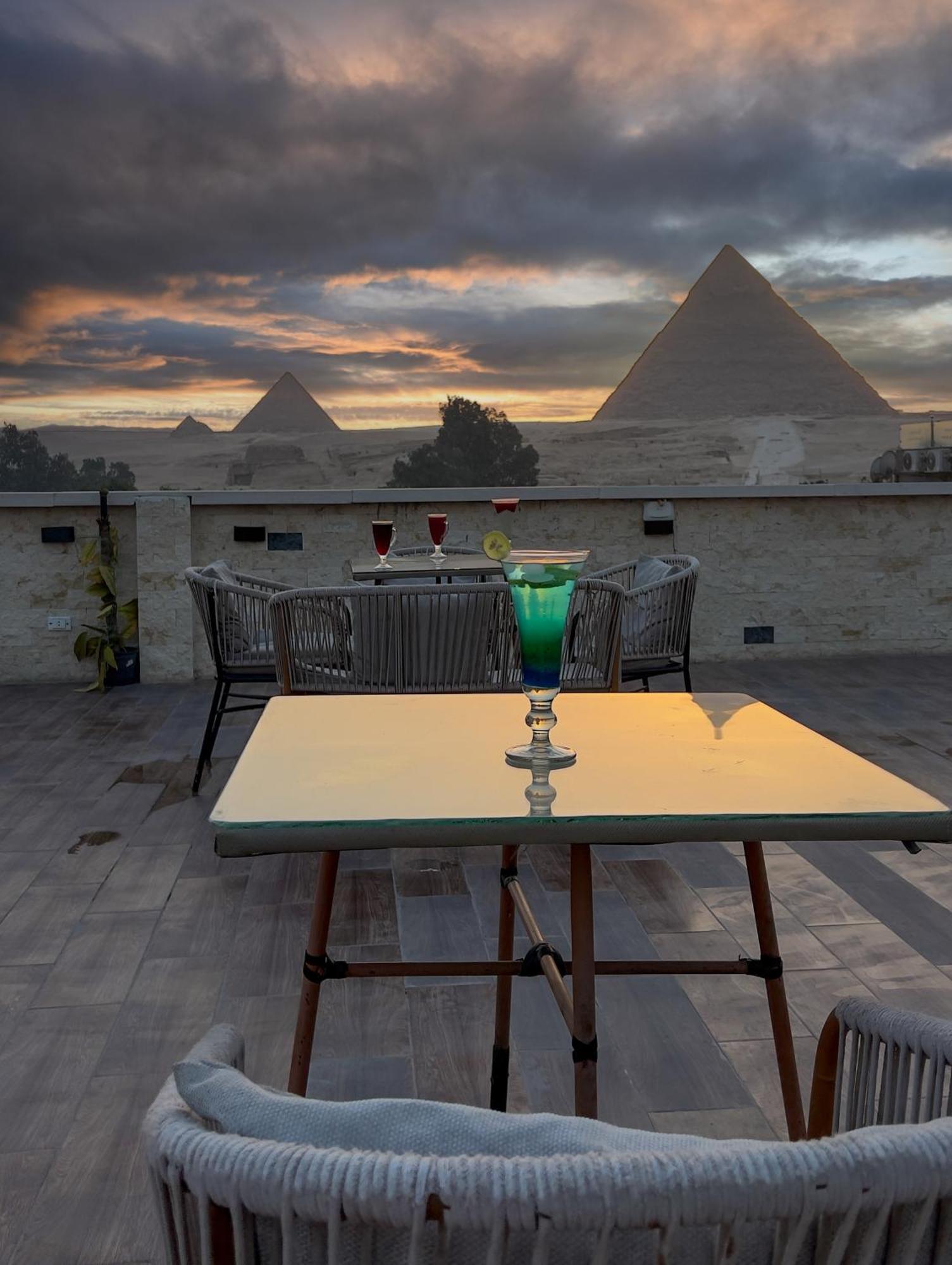 Pyramids Vista Inn Kafret el-Gabal Zewnętrze zdjęcie